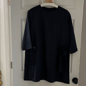 Women’s Dark Navy Short-Sleeve Tunic Top